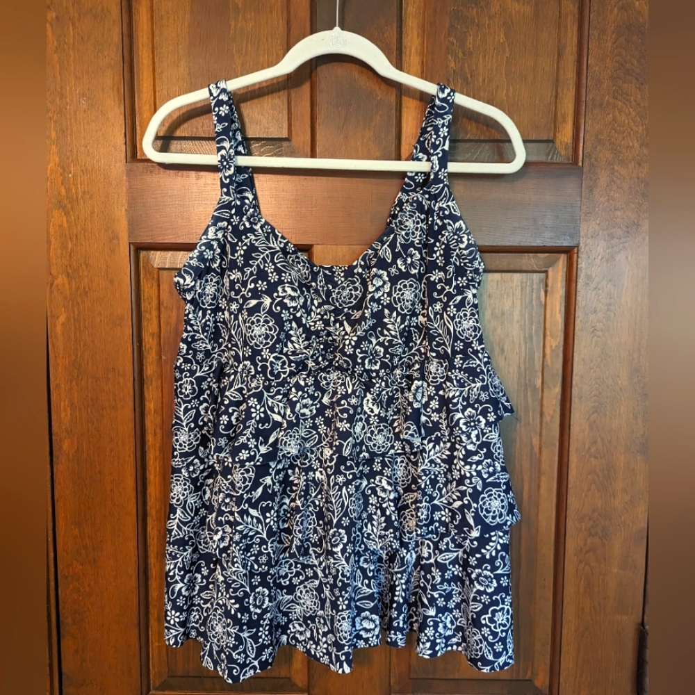 Resorts plus swim top